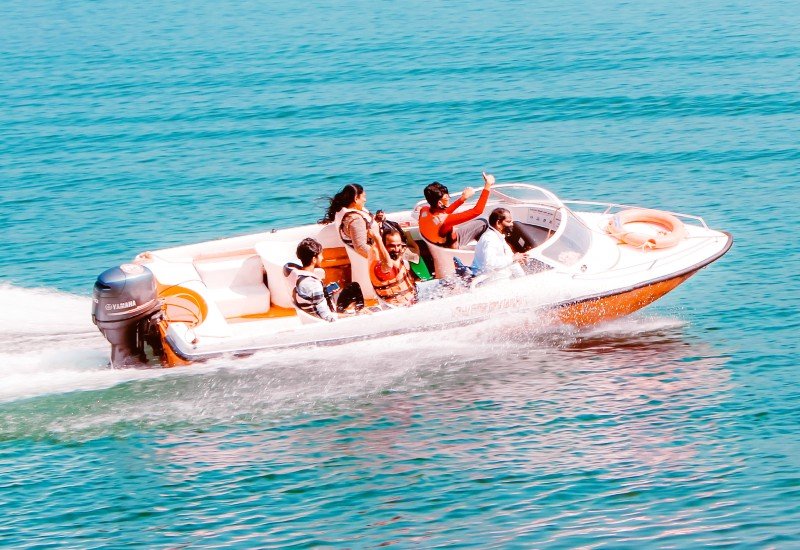 speed boat ride in goa