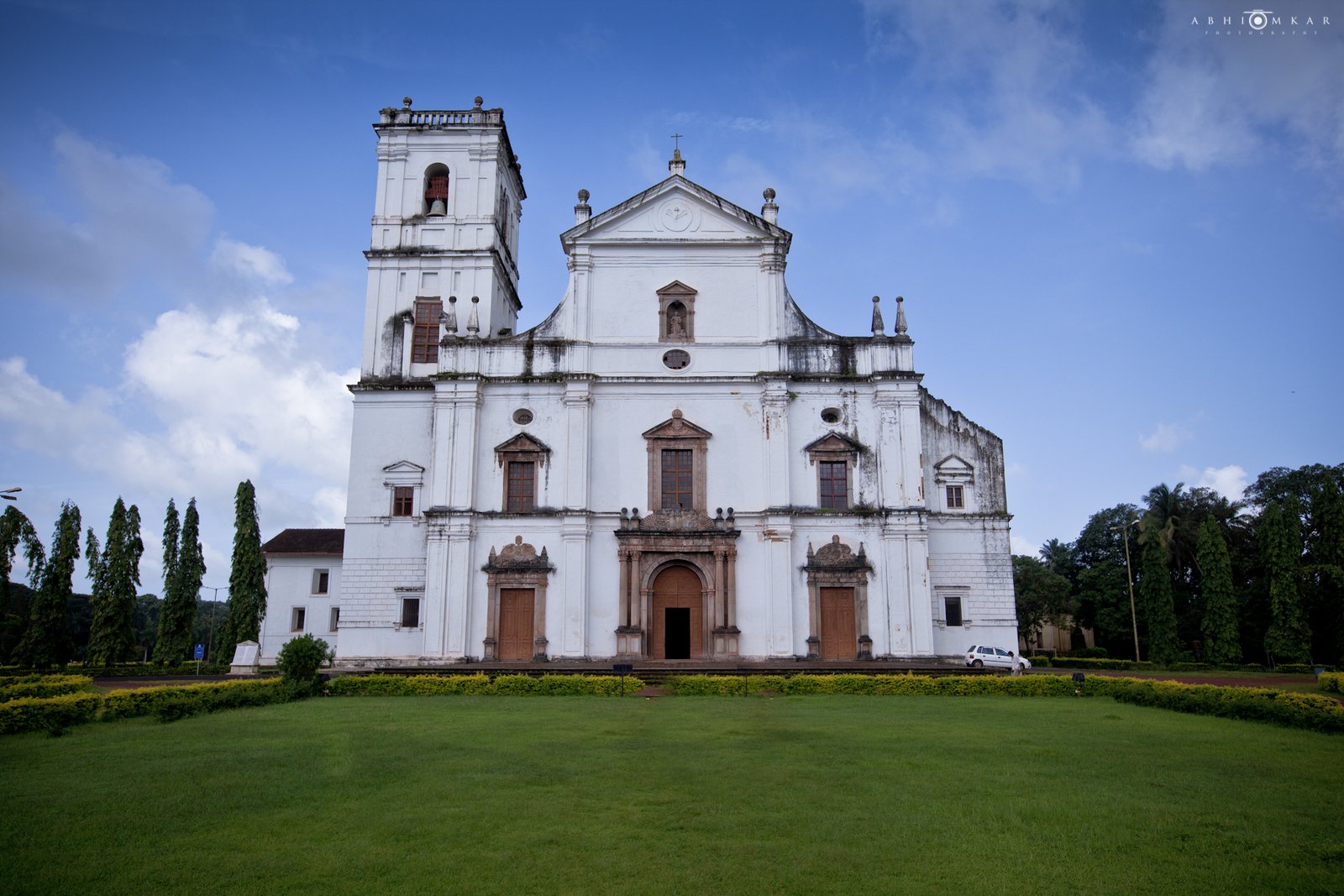 churches to visit in goa, old goa famous churches, religious tour package in goa